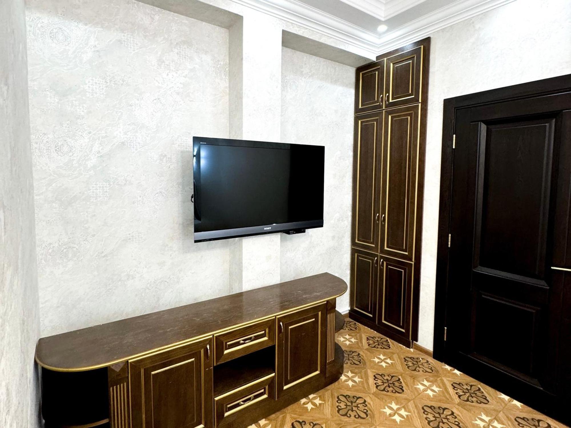 Royal Picnic House Villa Yerevan Bagian luar foto