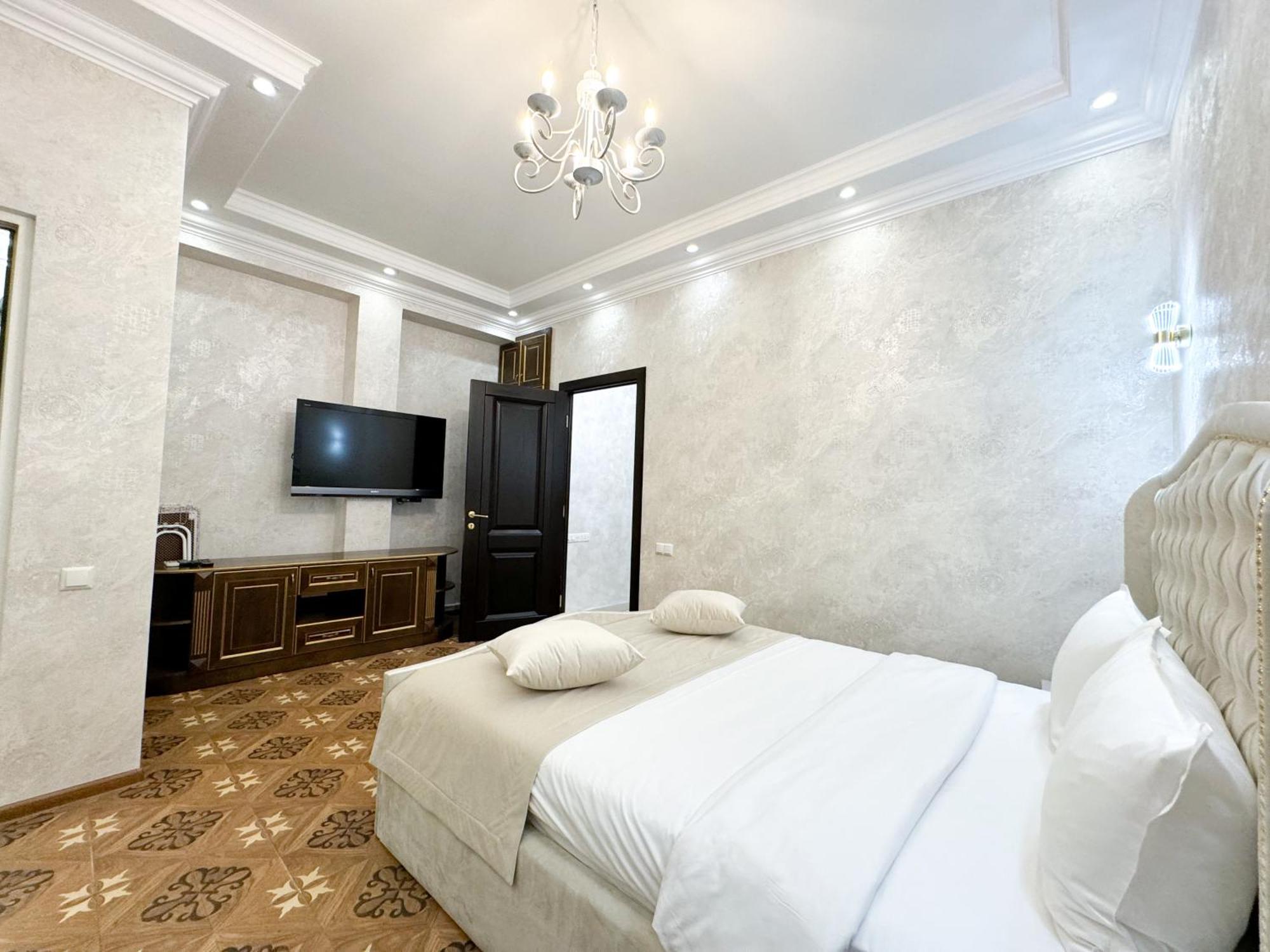 Royal Picnic House Villa Yerevan Bagian luar foto